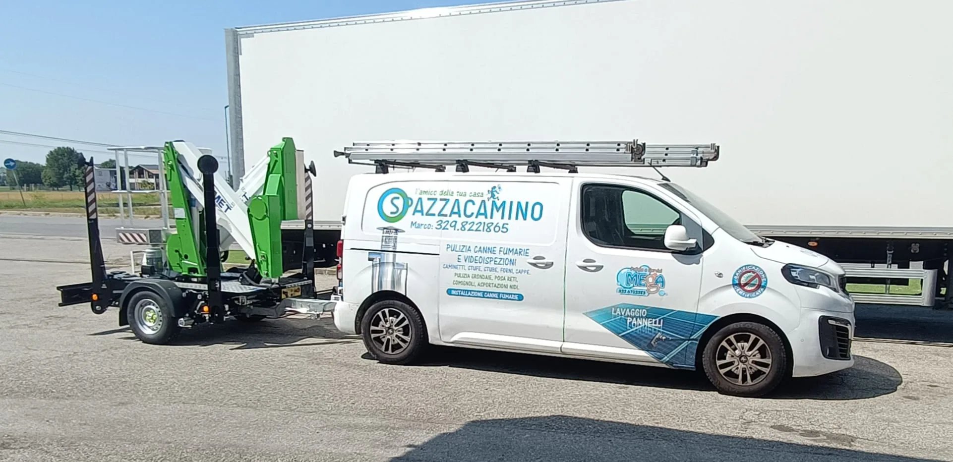 Furgone aziendale spazzacamino e piattaforma aerea per pulizia canne fumarie Treviso